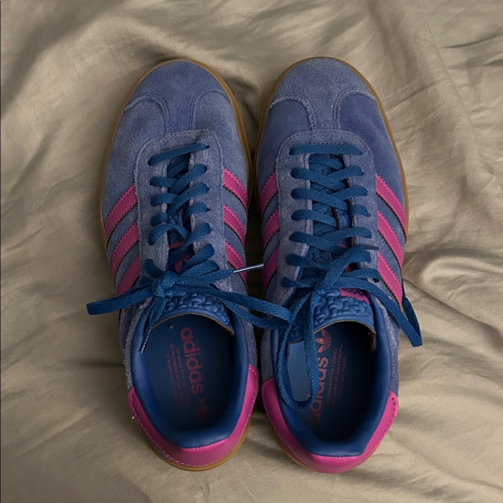 Adidas Women's Blue and Pink platform gazelles